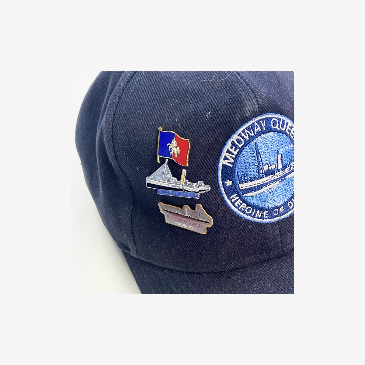Pin Badge Flag - view 2