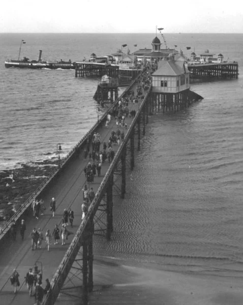 Medway Queen leaving Margate Pier.